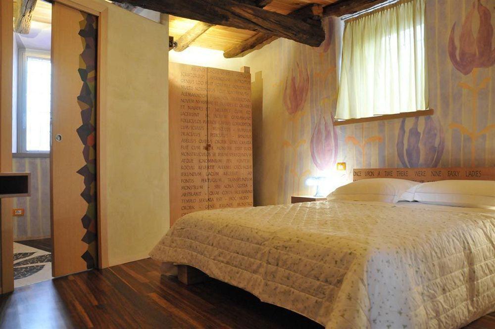 Dimora Le Nove Fate Hotel Bergamo Exterior photo