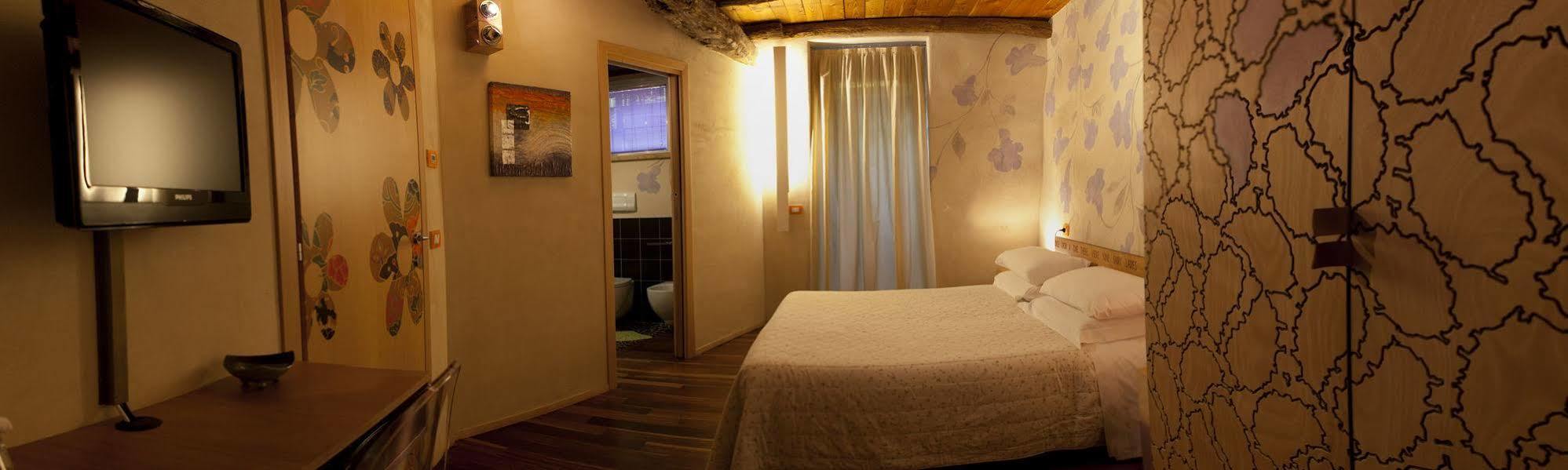Dimora Le Nove Fate Hotel Bergamo Exterior photo